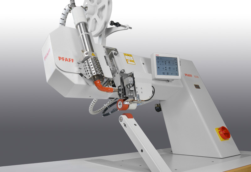 Pfaff Industrial 8330